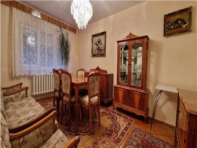 Apartament 3 camere decomandat zona Tolstoi