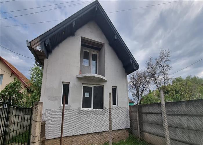 Casa de vanzare in Paclisa-Alba Iulia cu 1198mp de teren